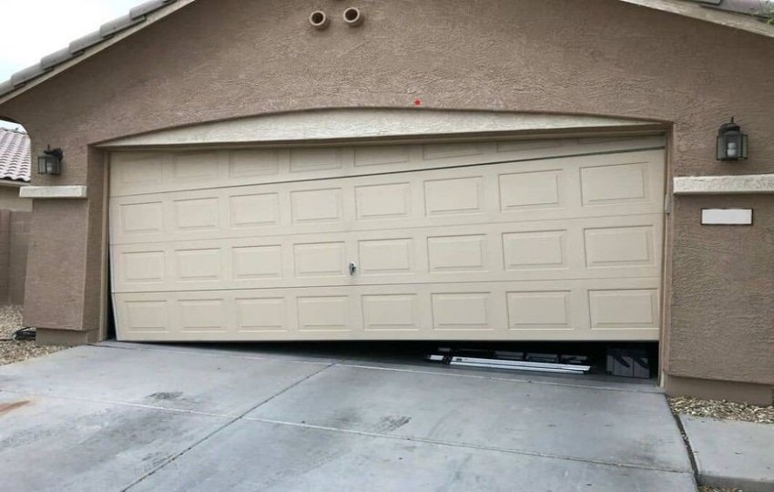 Common Garage Door Problems and How to Fix Them
